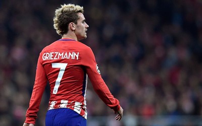 江南体育精华-加拉格尔拼抢时脚踝肿胀